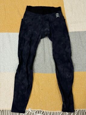 soulcycle Black Tie-Dye Leggings with Skull Logo